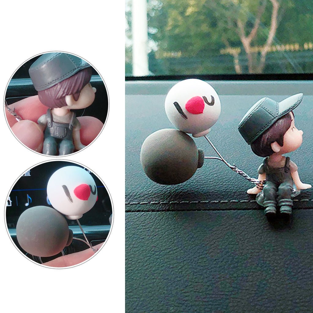 Romantic Anime Couple Figurines – 4PCS Resin Dashboard Decor