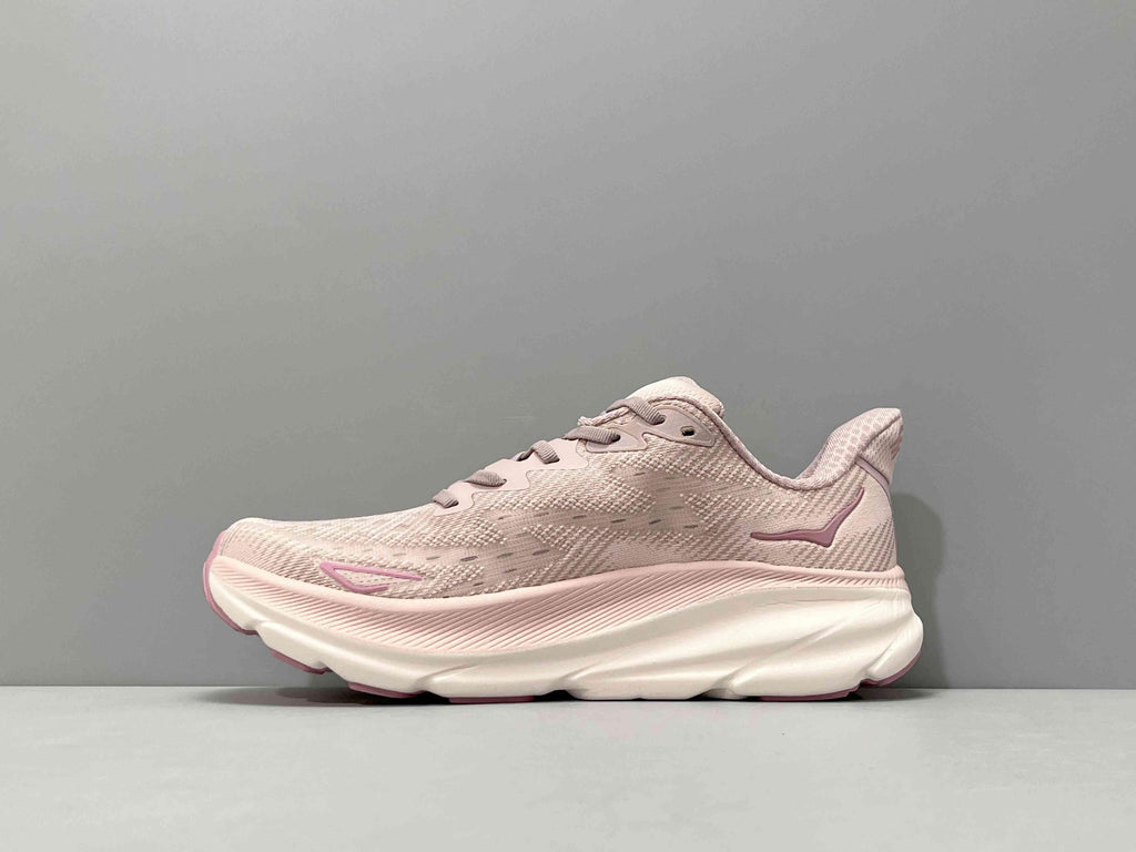 Hoka One One Clifton 9 'Peach Whip' Banlieue91