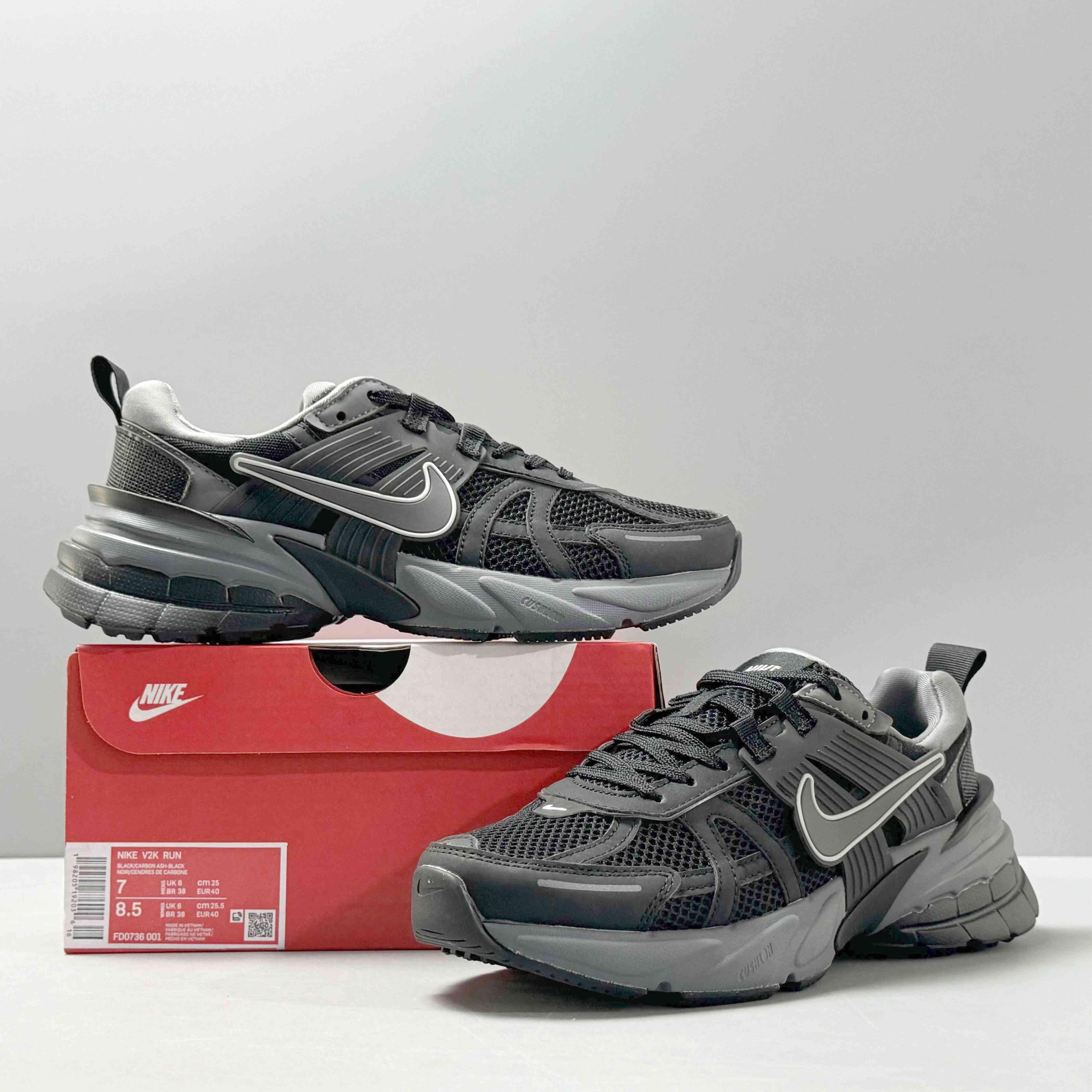 Nike V2K Run 'Black Dark Smoke Grey' Banlieue91