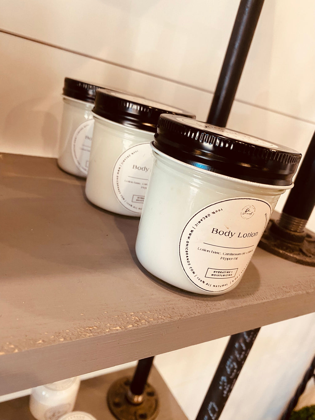 Onic Brands Body Lotion | Cardamom & Black Pepper Skincare Onic Brands LLC