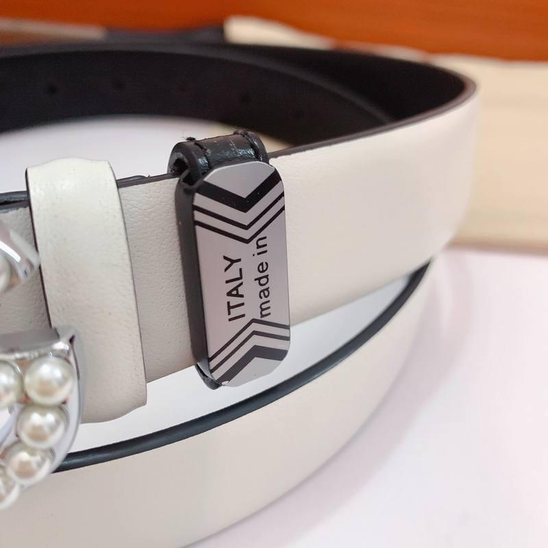 Dolce Gabbana Calfskin belt with bejeweled DG logo 'White' Banlieue91