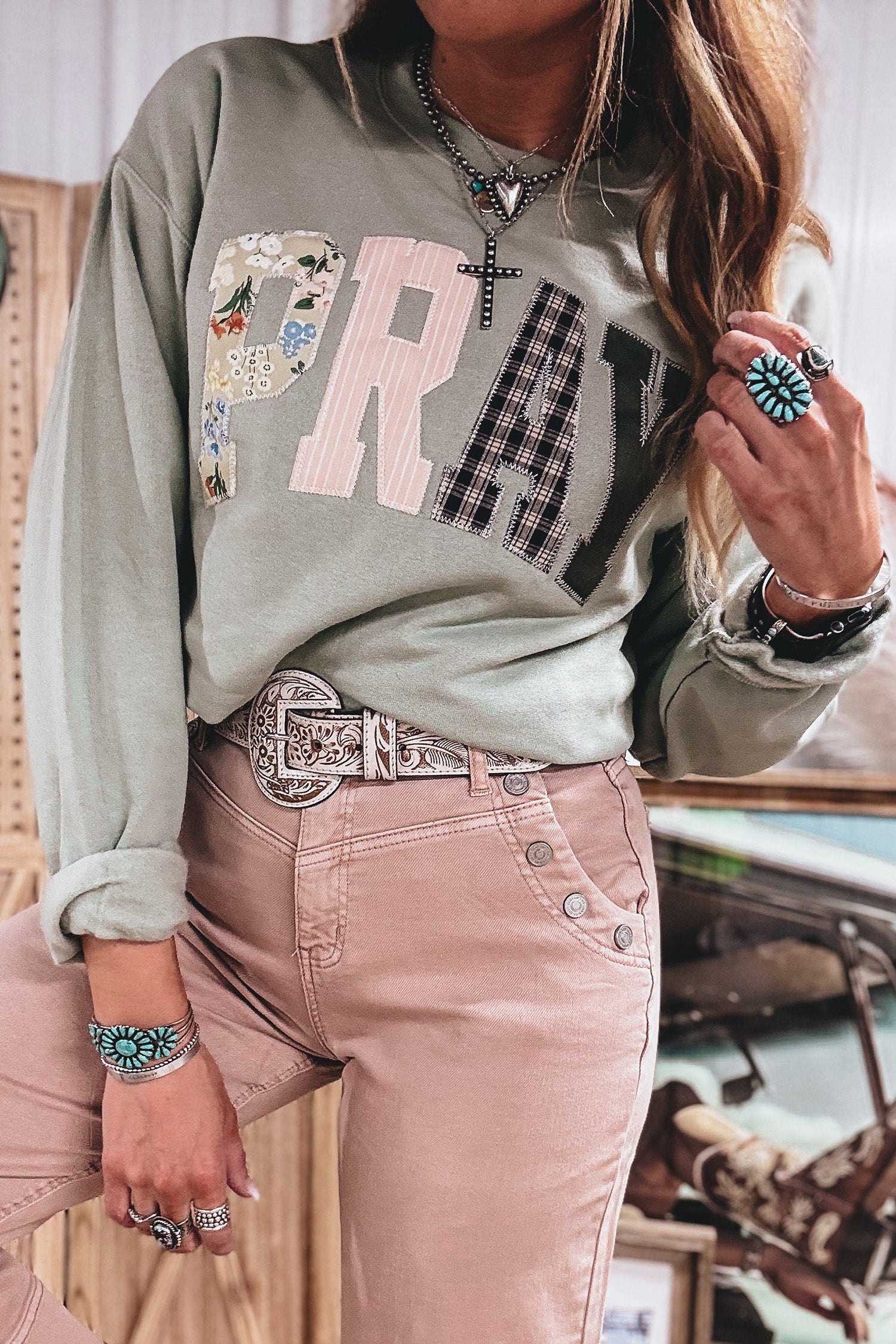 Green Bay Floral Buffalo Plaid Striped Embroidered Patch Western Pullover Sweatshirt