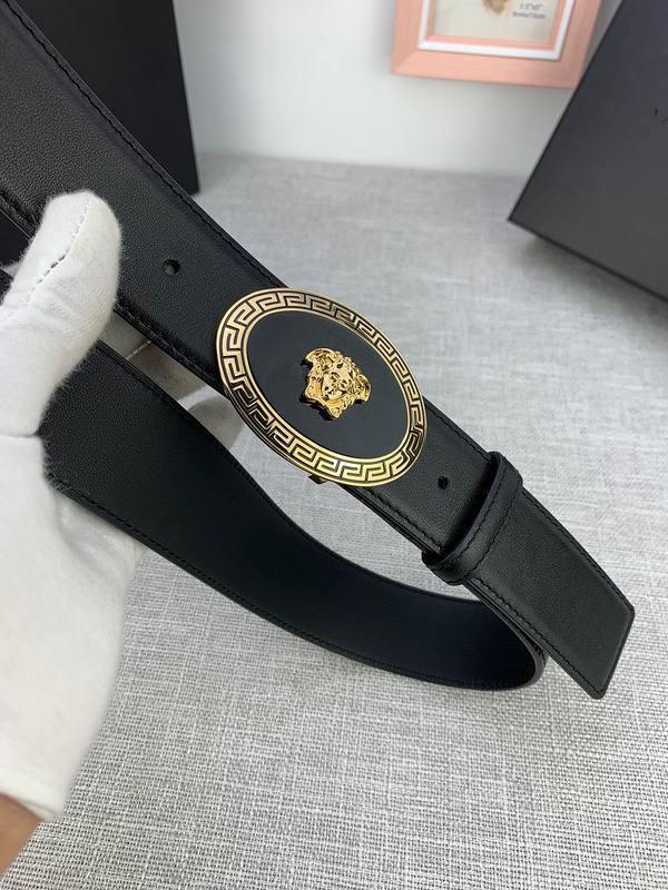 Versace Black Leather Vitello Belt Gold Medallion Buckle Banlieue91