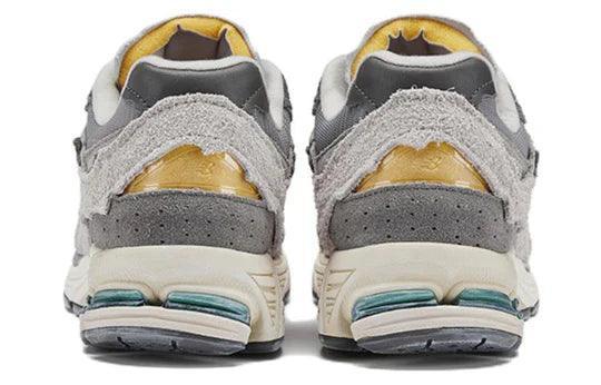 New Balance 2002R Protection Pack Rain Cloud Banlieue91