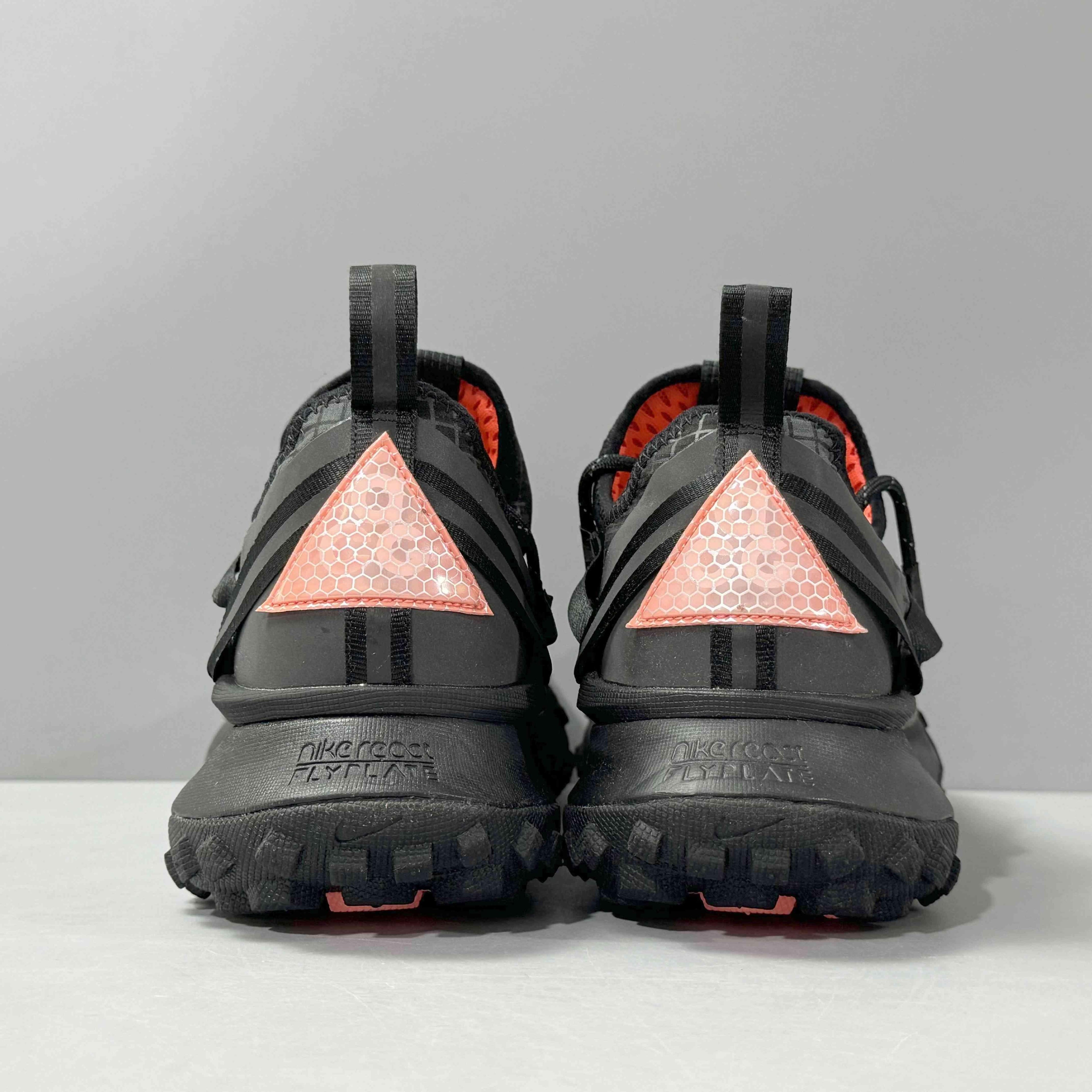 Nike ACG Mountain Fly Low 'Black Anthracite' Banlieue91