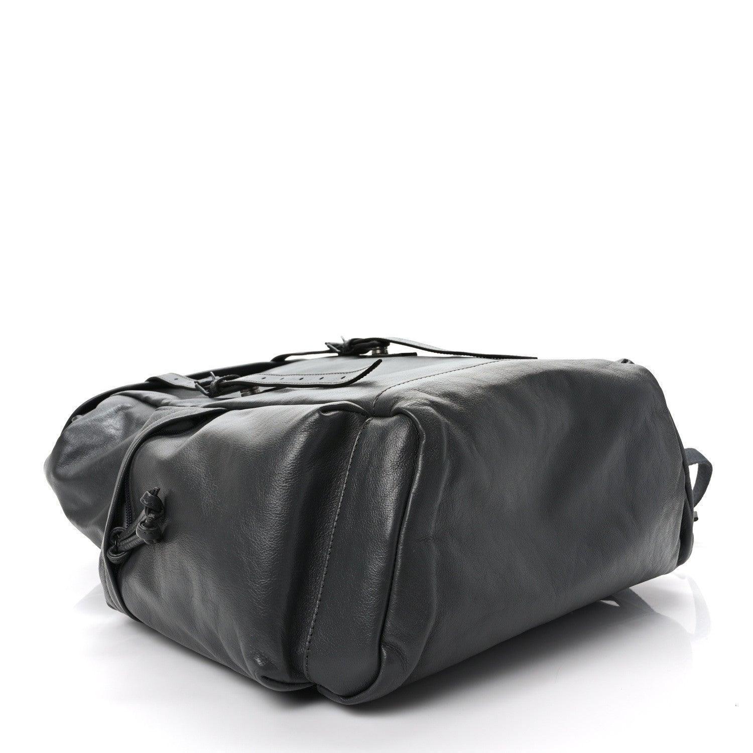 Gucci  Calfskin Monochrome Double G Backpack Banlieue91