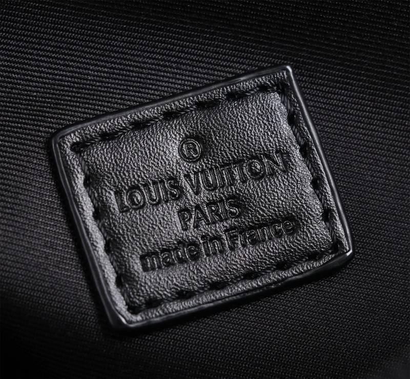 Louis Vuitton Backpack Comet Black Borealis Banlieue91