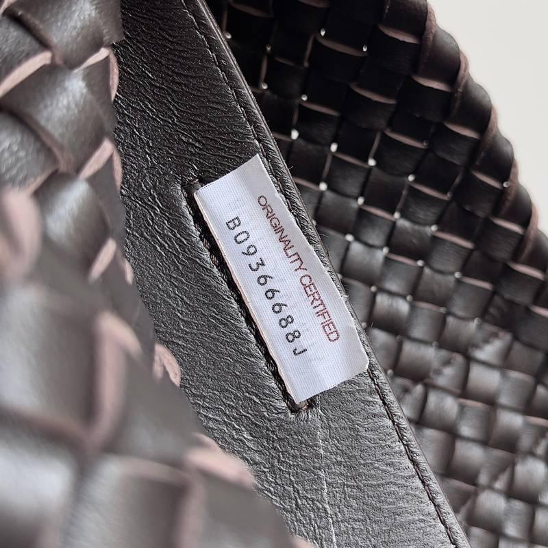 Bottega Veneta Medium Intreccio Leather Bag Tote Banlieue91