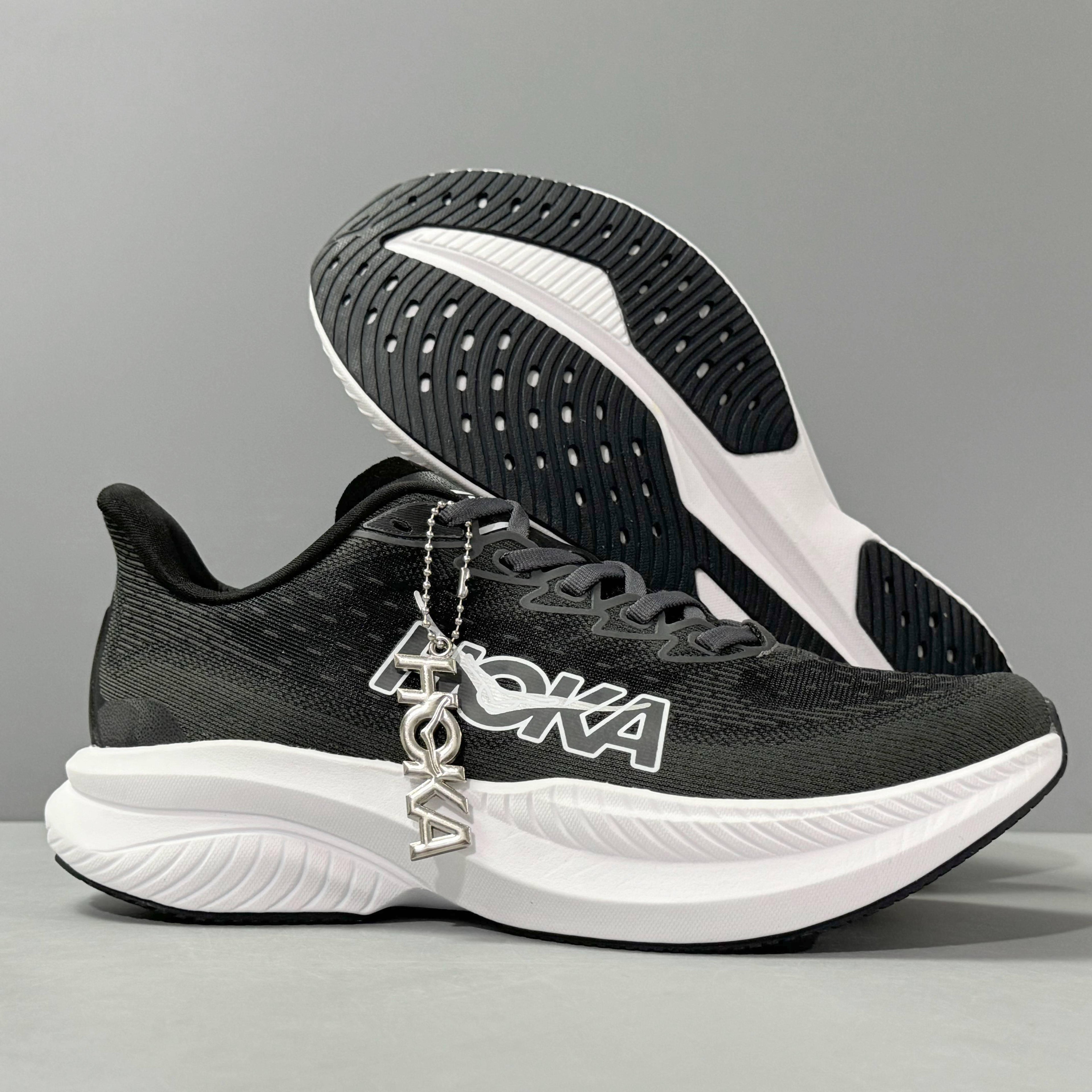 HOKA ONE ONE Mach 6 Wide 'Black White' Banlieue91
