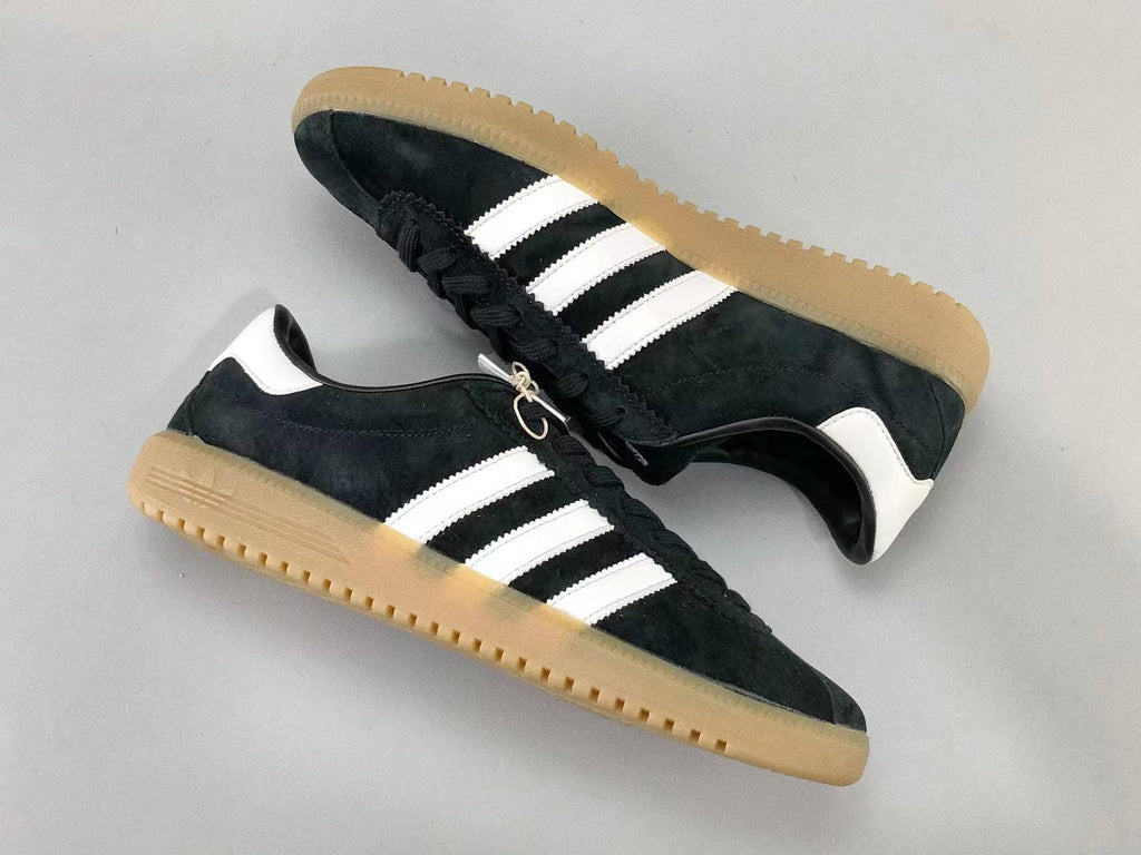 Adidas Originals Bermuda 'Carbon Off White' Banlieue91