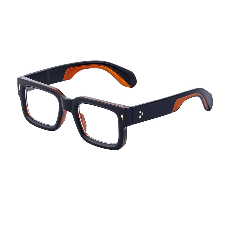Fashionable boxy sunglasses for men with a simple frame that can be paired with nearsighted glasses V.I.P Digital Presence