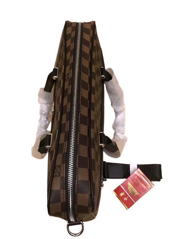 Louis Vuitton Brown Monogram Giant Empreinte Leather Onthego MM Men Bag Banlieue91