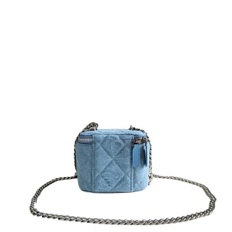 Chanel coco love long vanity case denim Camelia blue SHW Banlieue91