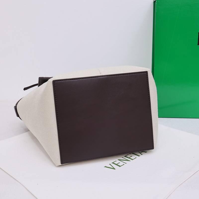 Bottega Veneta Flip Pouch Canvas Tote Bag Banlieue91