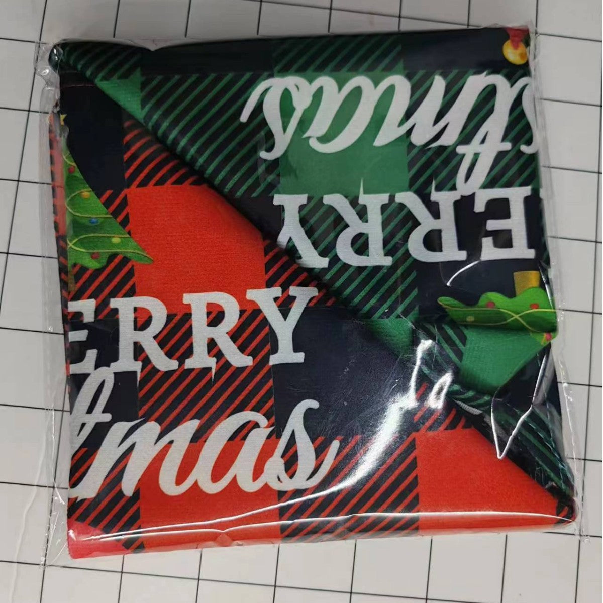 Christmas Day Border Protection Pet Small, Medium, and Large Dogs, Dogs, Cats, Teddy Triangular Towels, Water Jars V.I.P Digital Presence