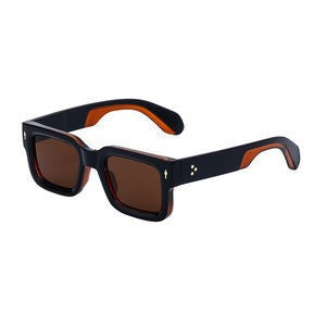 Fashionable boxy sunglasses for men with a simple frame that can be paired with nearsighted glasses V.I.P Digital Presence