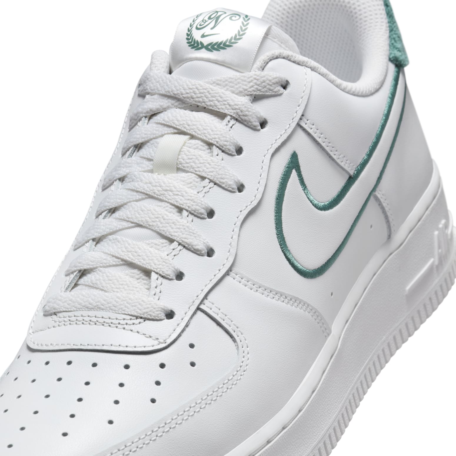 Air Force 1 '07 LV8 'Resort and Sport'