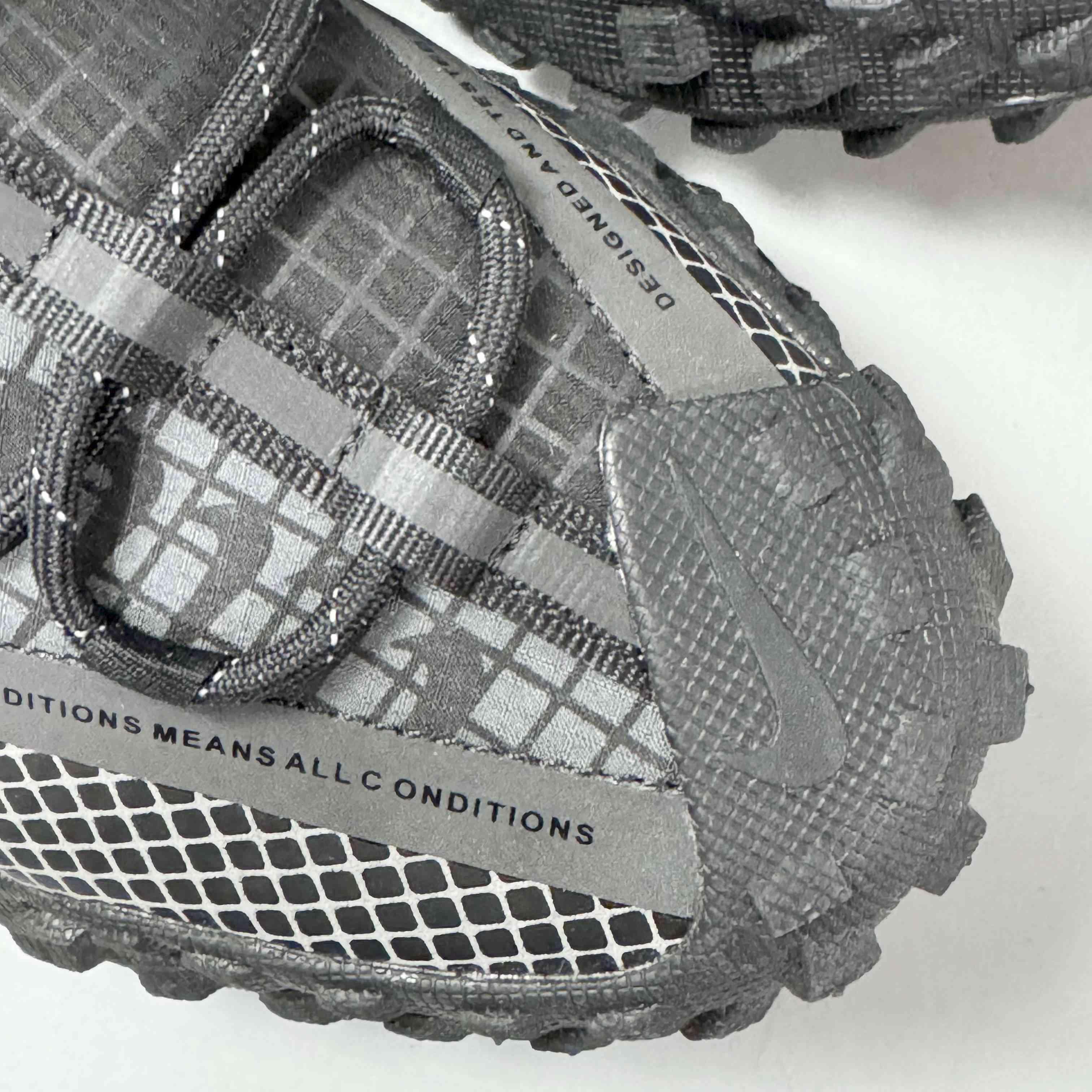 Nike ACG Mountain Fly Low 'Black Anthracite' Banlieue91