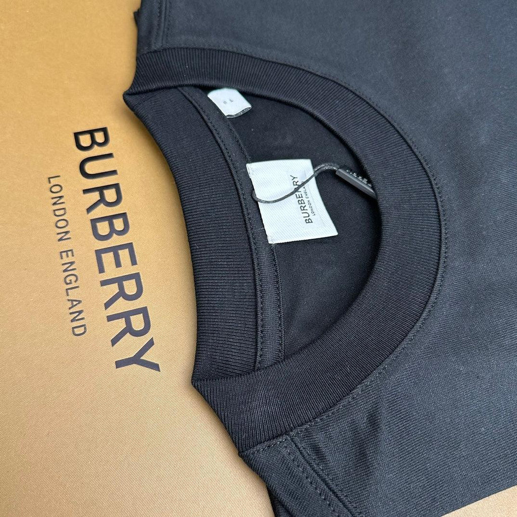 Burberry T-Shirt Without Collar 'Black & Beige' Banlieue91