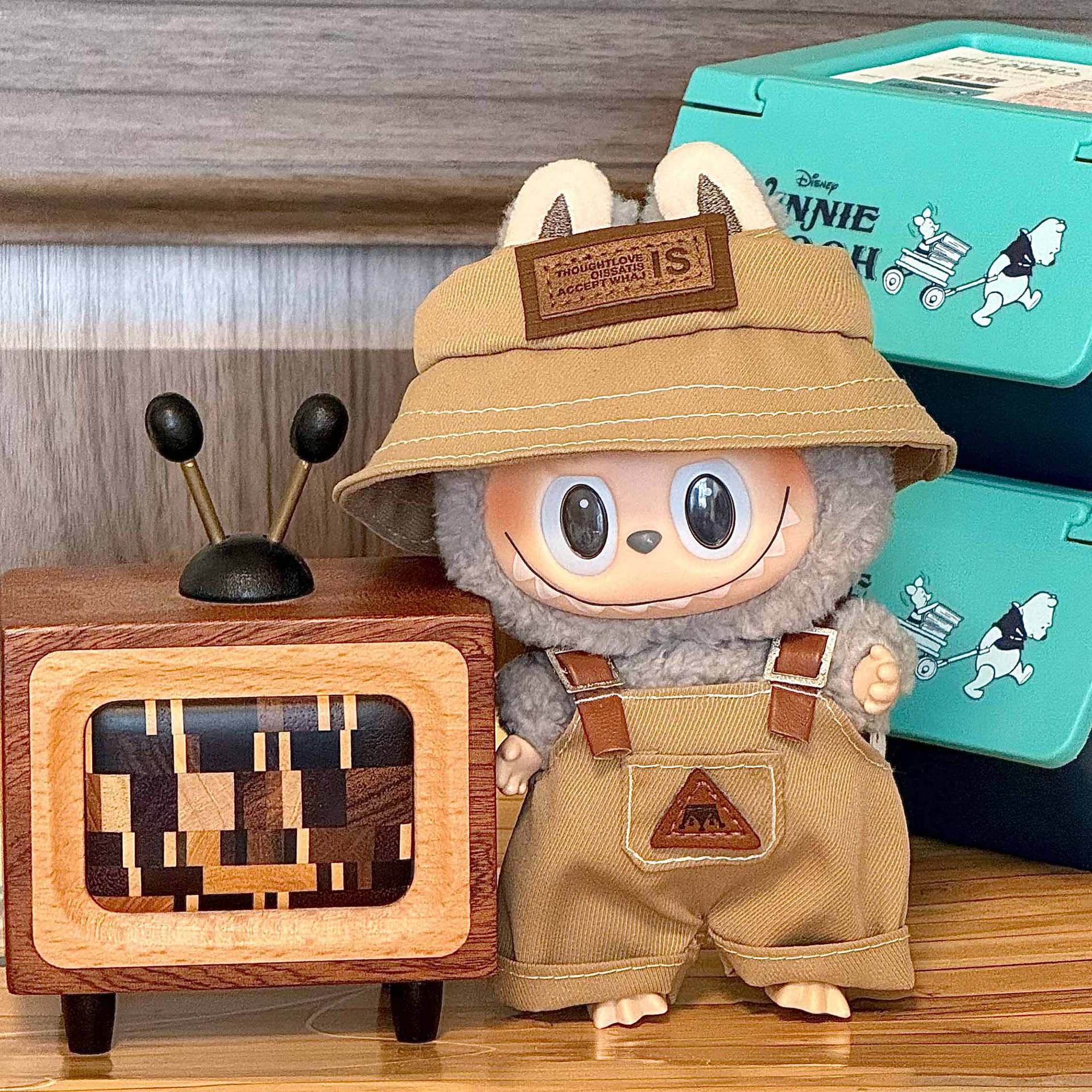 Labubu DIY Party Outfits: Customizing Clothes for Labubu Generation 1 and 2 Blind Box Figures V.I.P Digital Presence