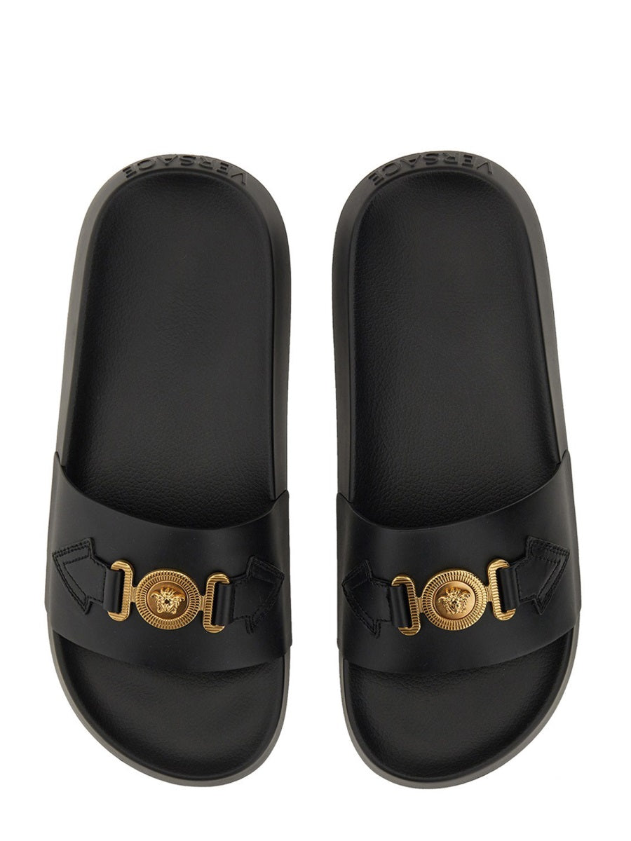 VERSACE Luxurious Slide Sandal for Men Banlieue91