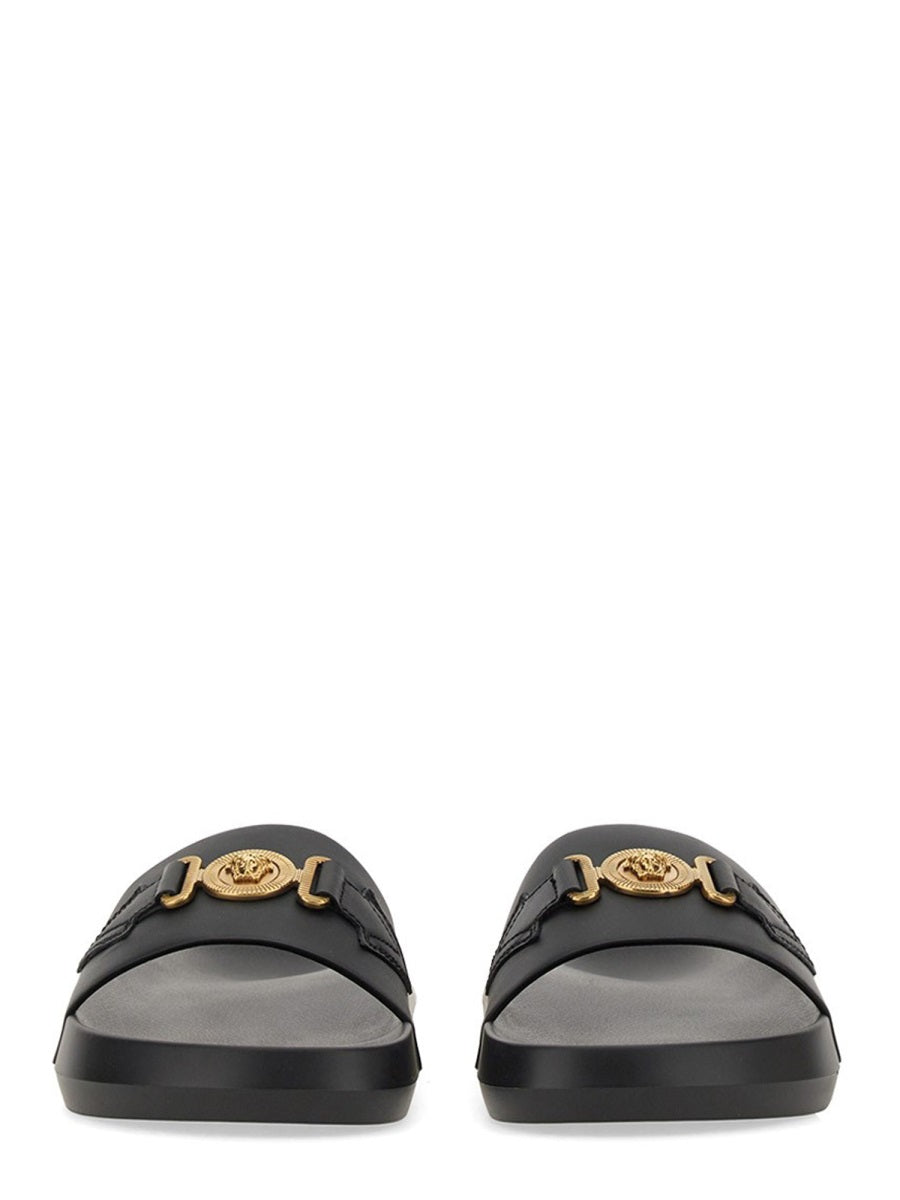 VERSACE Luxurious Slide Sandal for Men Banlieue91