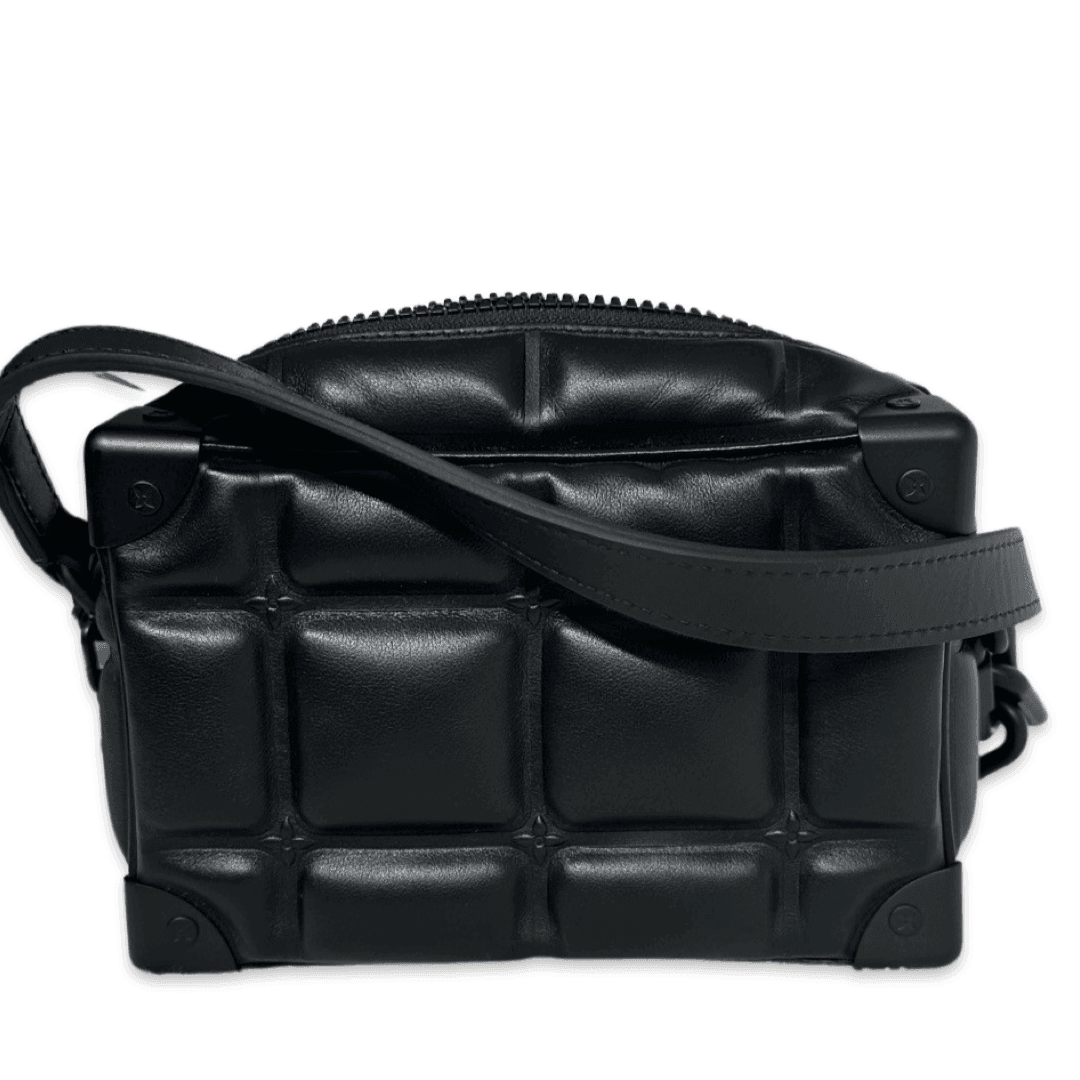Louis Vuitton Black Leather Limited Edition Soft Trunk Shoulder Bag Banlieue91