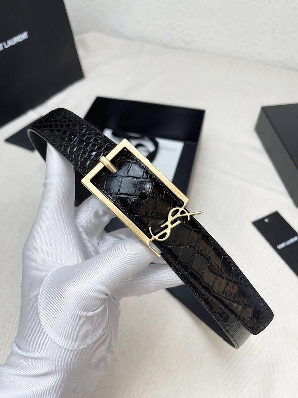 Saint Laurent Classic Monogram Square Buckle Belt Crocodile Embossed Leather Banlieue91