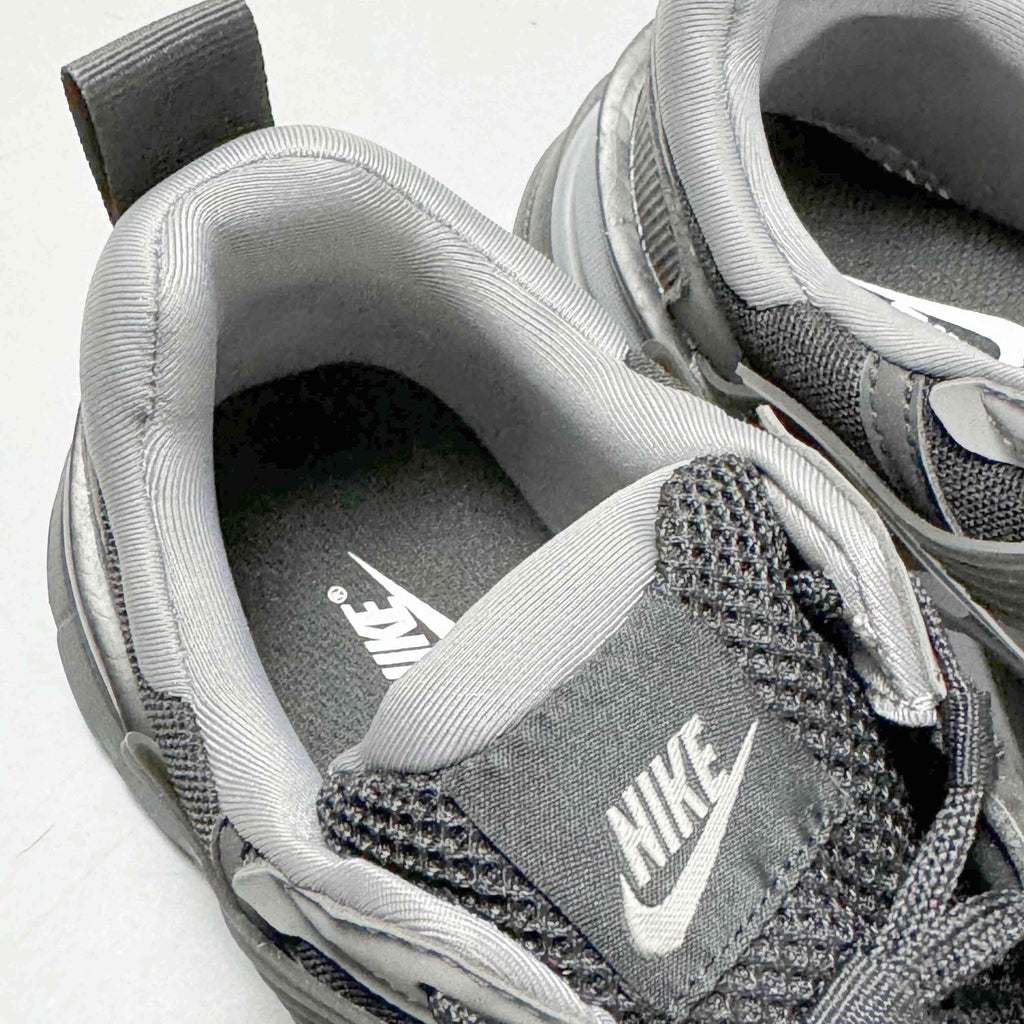 Nike V2K Run 'Black Dark Smoke Grey' Banlieue91