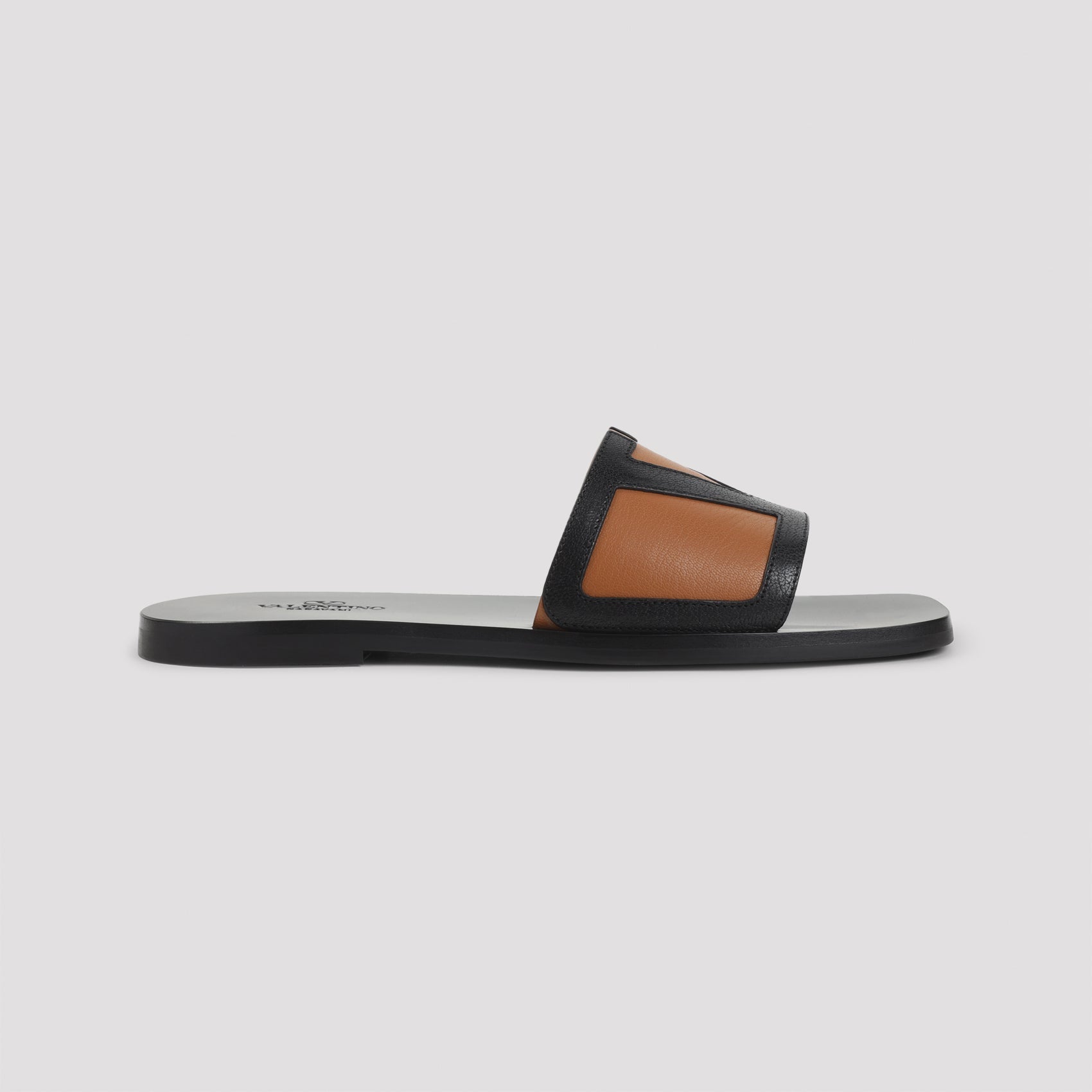 VALENTINO GARAVANI Men's Premium Leather Slides Banlieue91