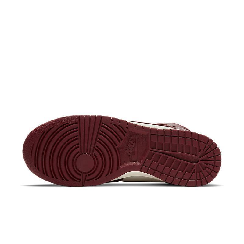 Nike Dunk High 'Sail Team Red' Banlieue91