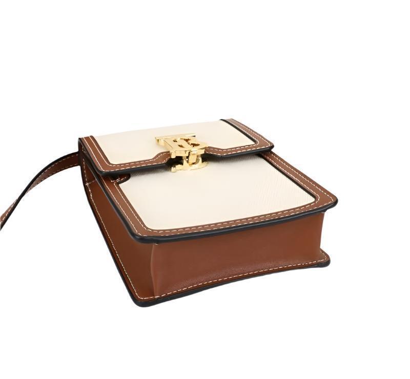 BURBERRY Valencia Tb Leather Crossbody Pouch Banlieue91
