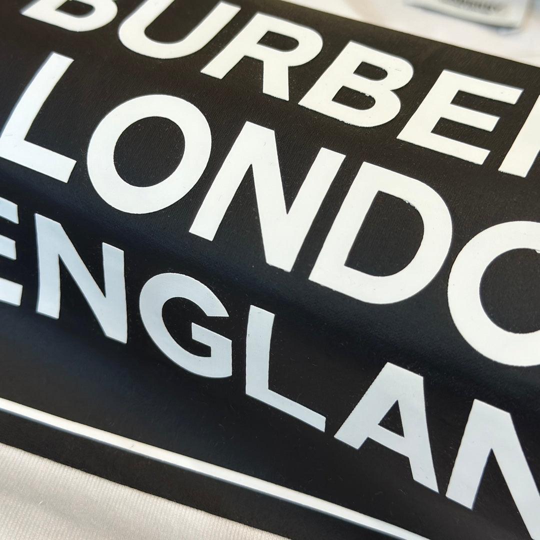 Burberry White T-Shirt Without Collar Banlieue91