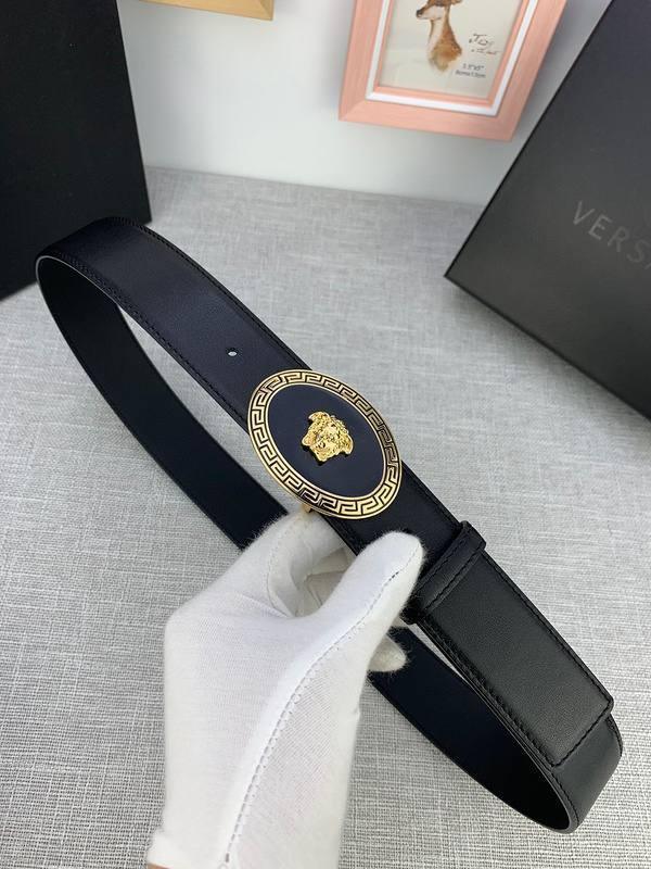 Versace Black Leather Vitello Belt Gold Medallion Buckle Banlieue91