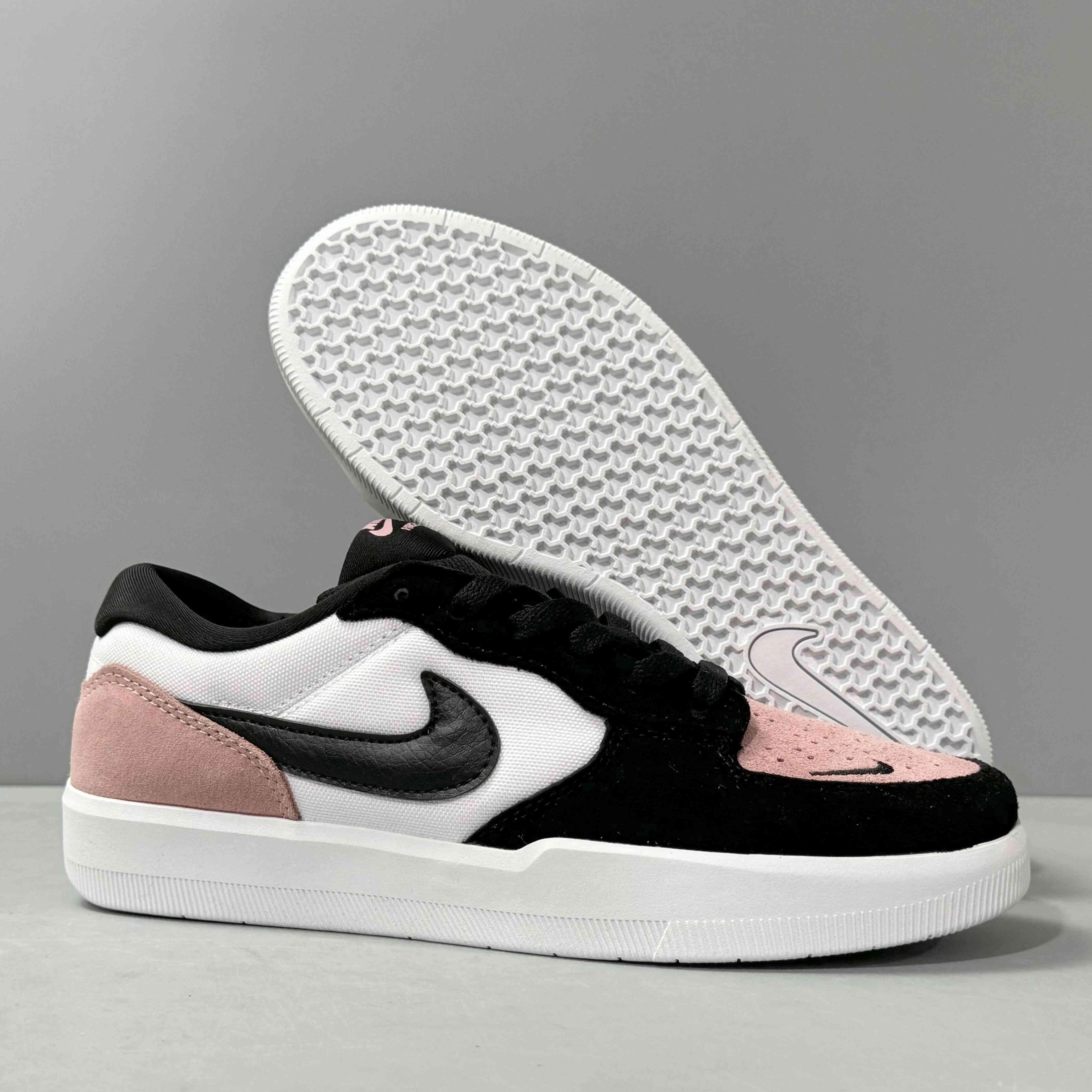 Nike SB Force 58 Pink Salt Black Banlieue91