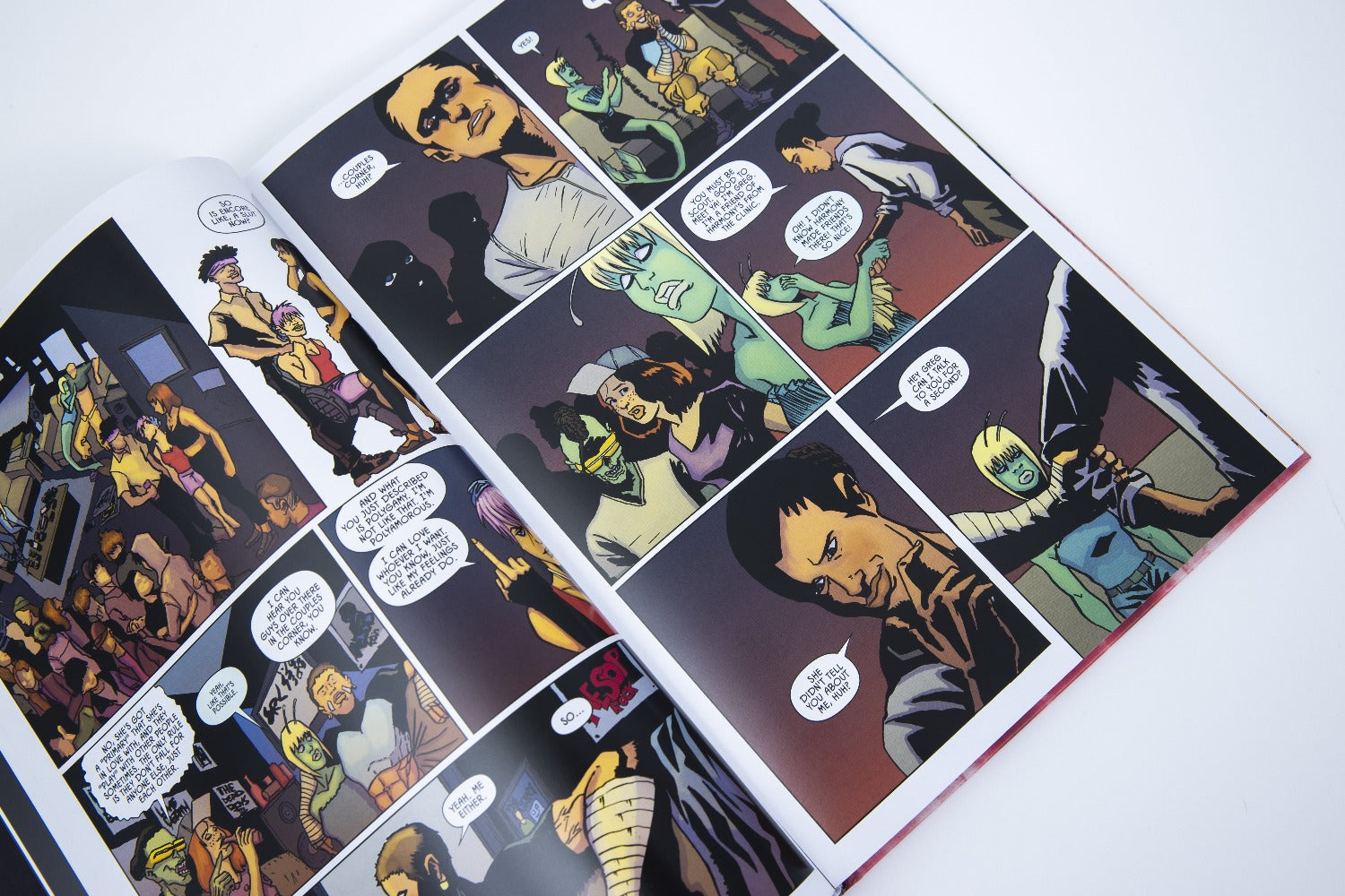 YUNGBLUD 2 - Weird Times at Quarry Bank University (Softcover) Z2 Comics