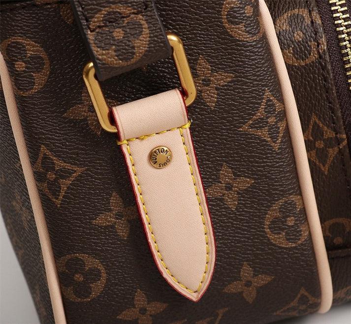 Louis Vuitton Camera Bag Banlieue91