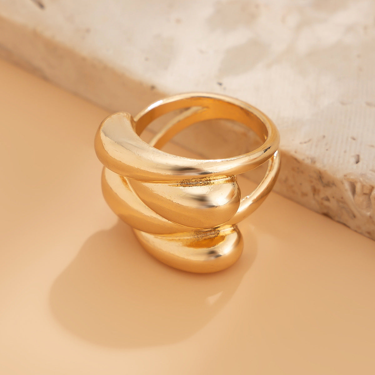 Punk style exaggerated irregular folds personalized winding fish tail bracelet Bracelet V.I.P Digital Presence