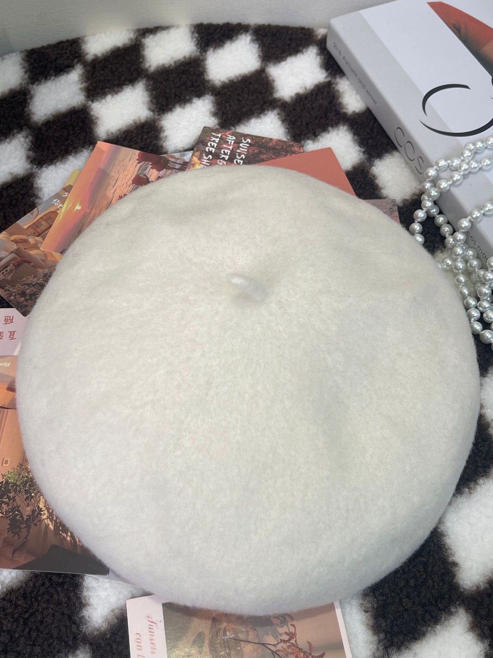 100% Wool Retro Hand-Knit Beret LINTICO