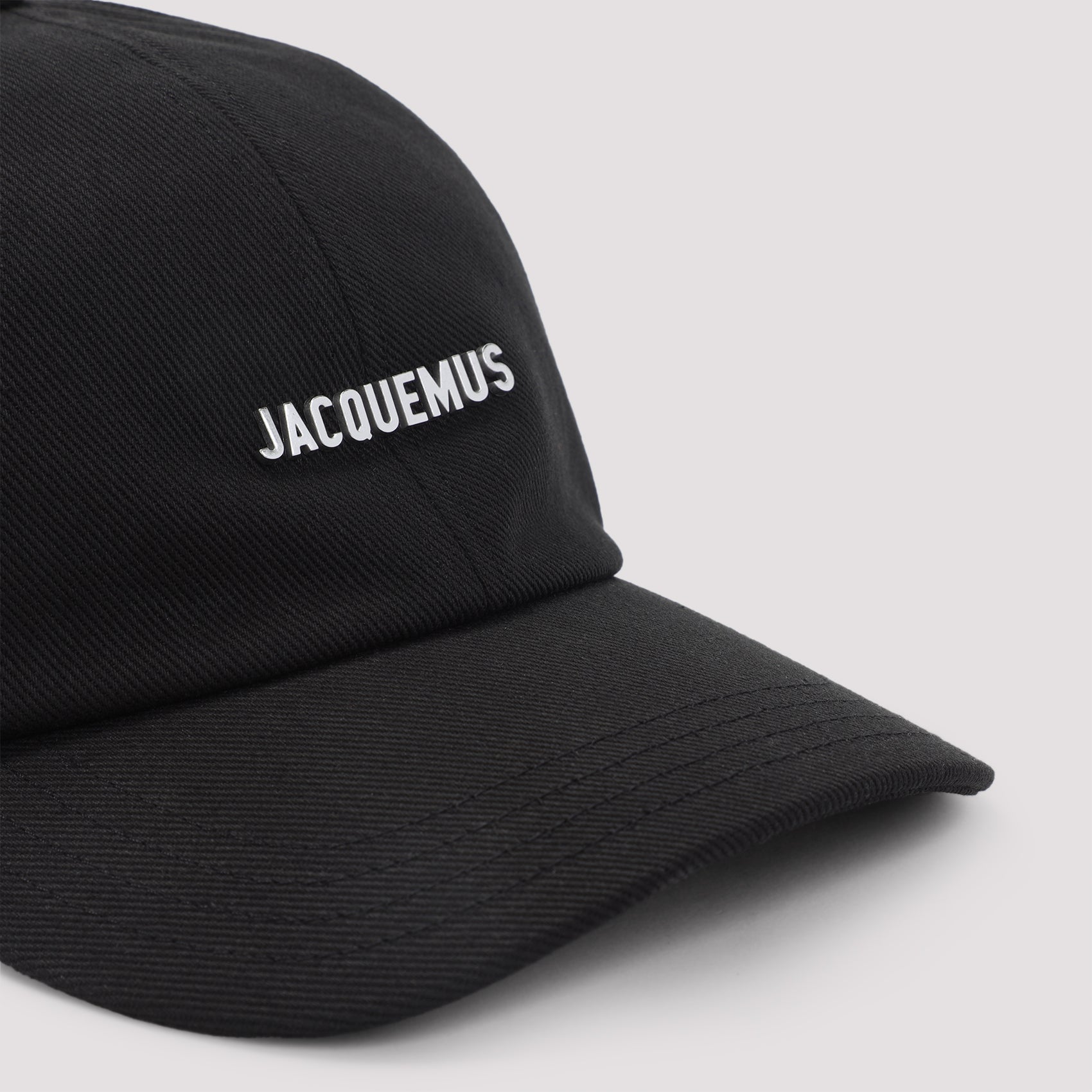 JACQUEMUS The Gadjo Cap