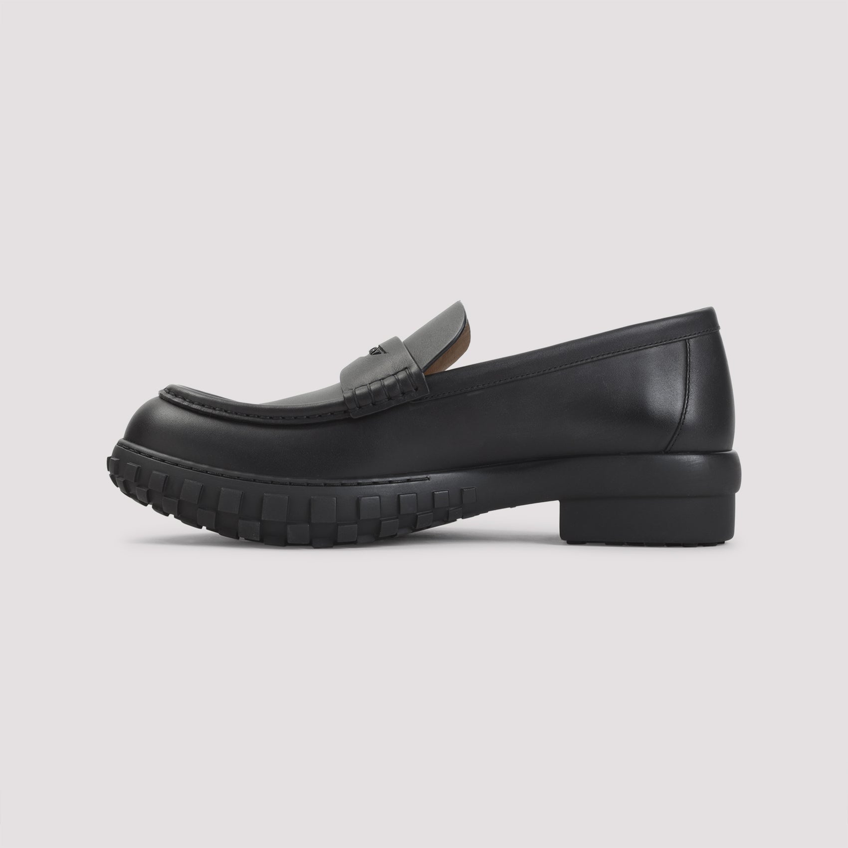 GIVENCHY Echo Leather Loafers for Men Banlieue91