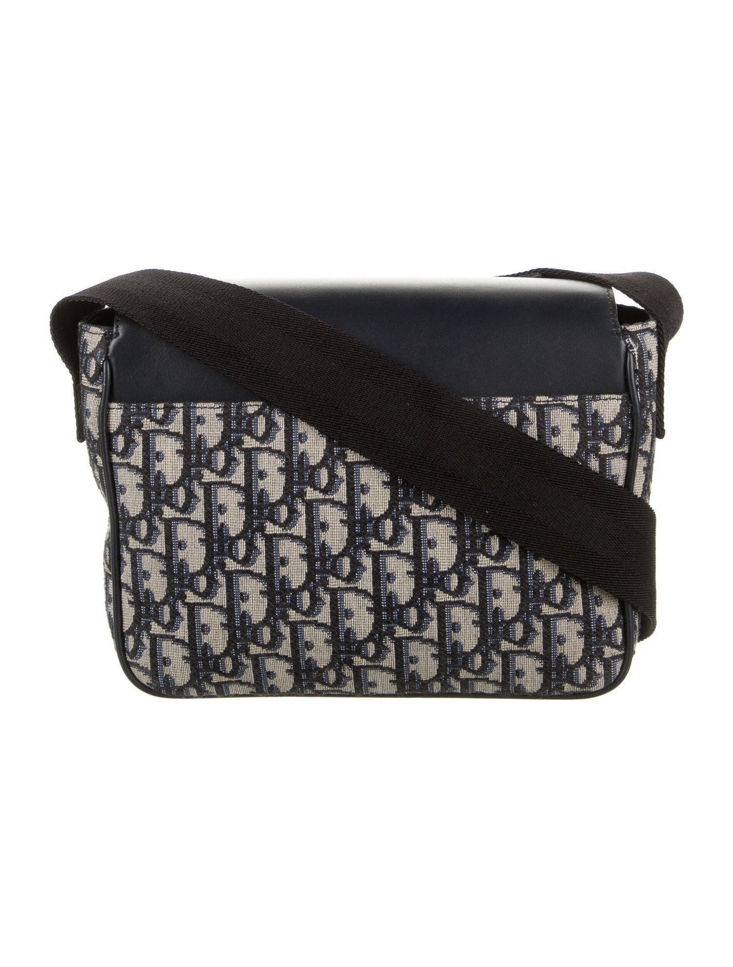 Christian Dior shoulder bags Banlieue91