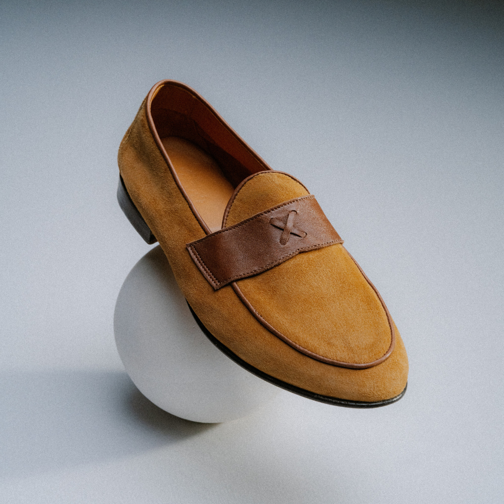 Men's Tan Suede Centesimo Del Toro Shoes