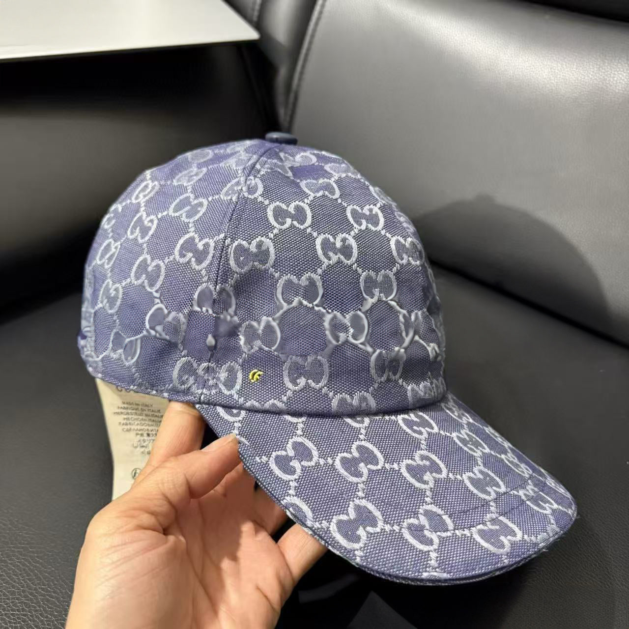 Jacquard letter baseball cap for men and women sun protection and sunshade hat V.I.P Digital Presence