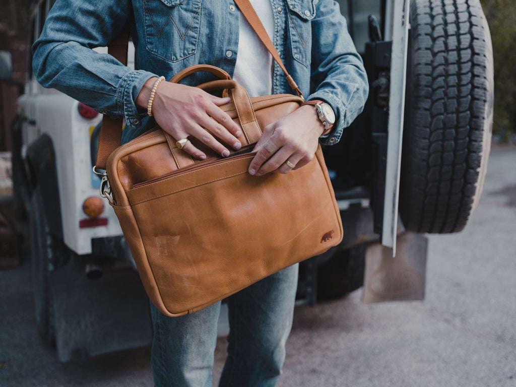 Katmai 16 inch Laptop Case Kodiak Leather