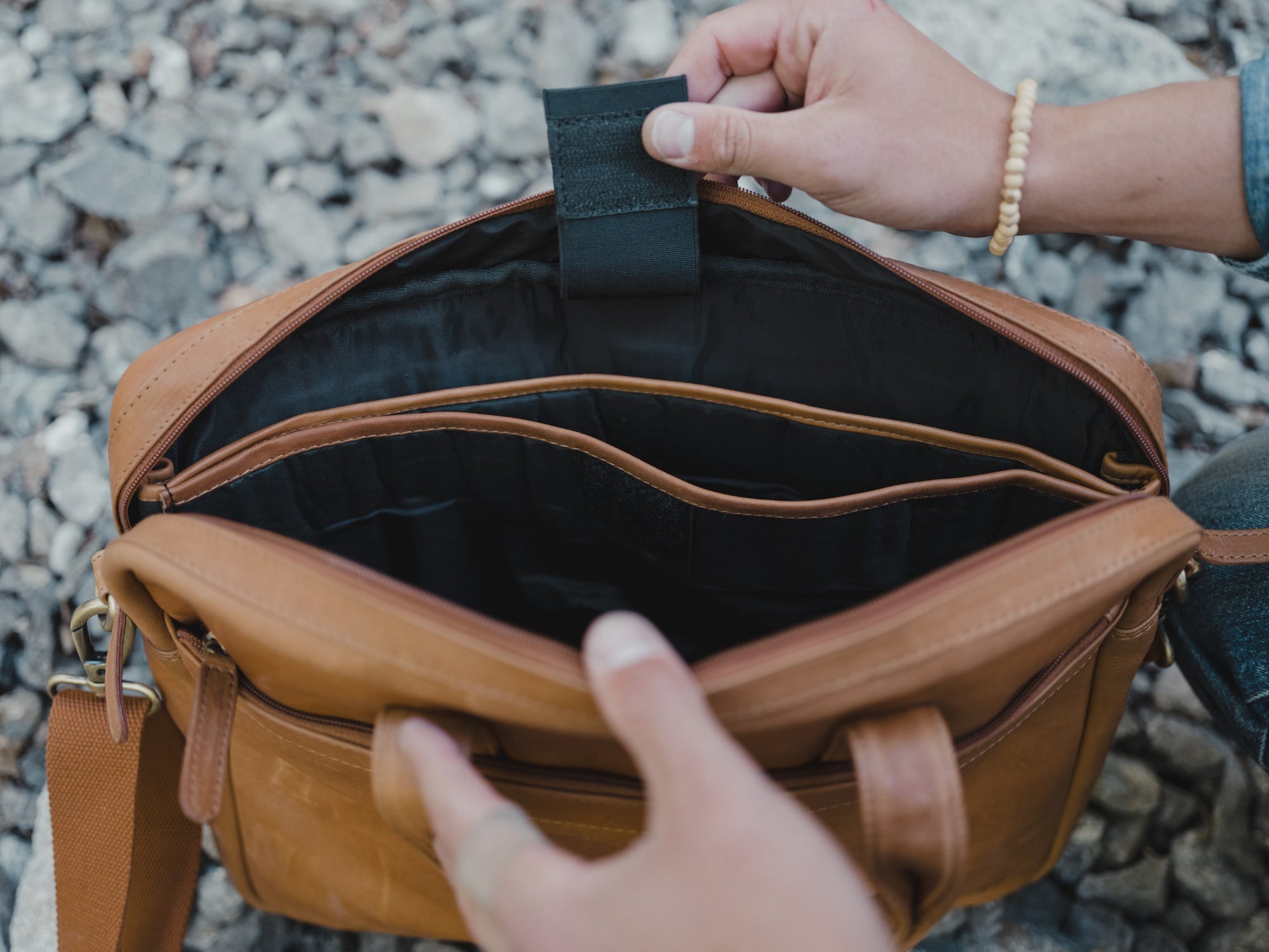 Katmai 16 inch Laptop Case Kodiak Leather