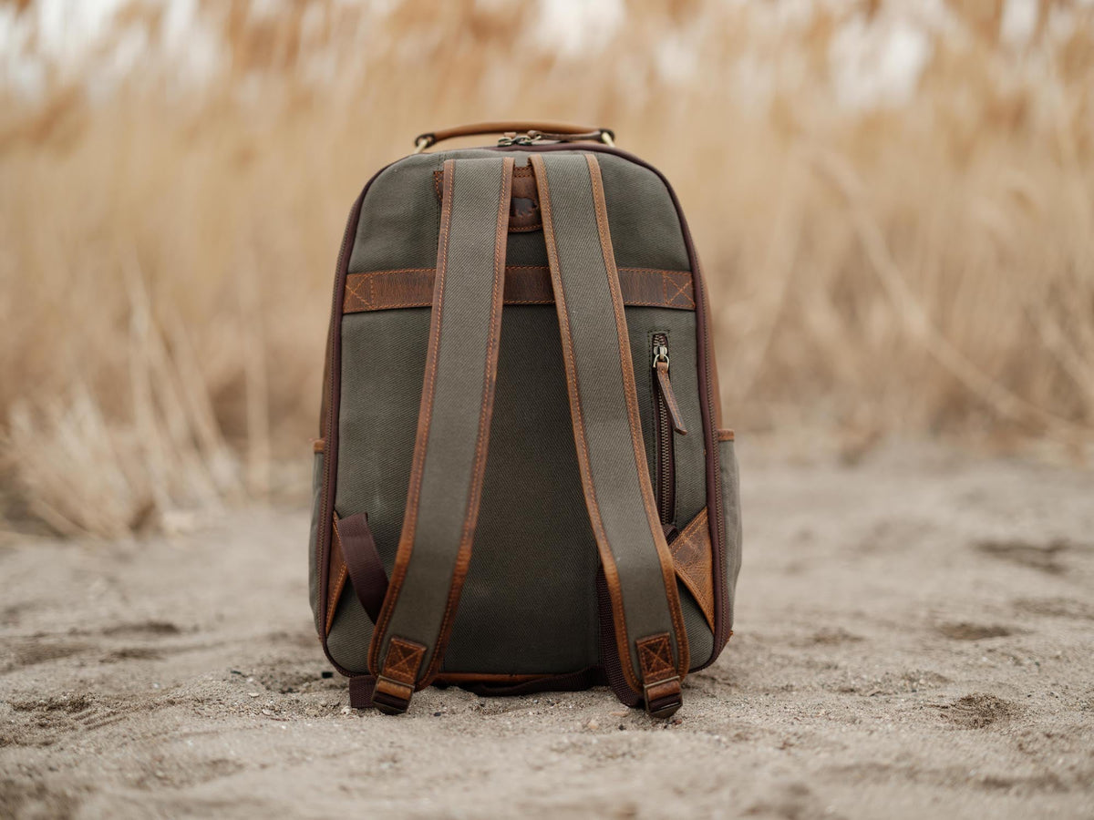 25L Traveler Canvas Backpack Kodiak Leather