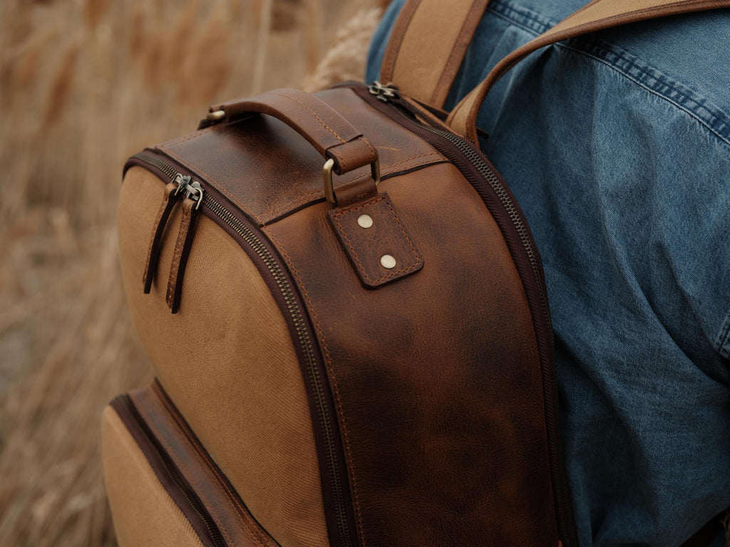 25L Traveler Canvas Backpack Kodiak Leather