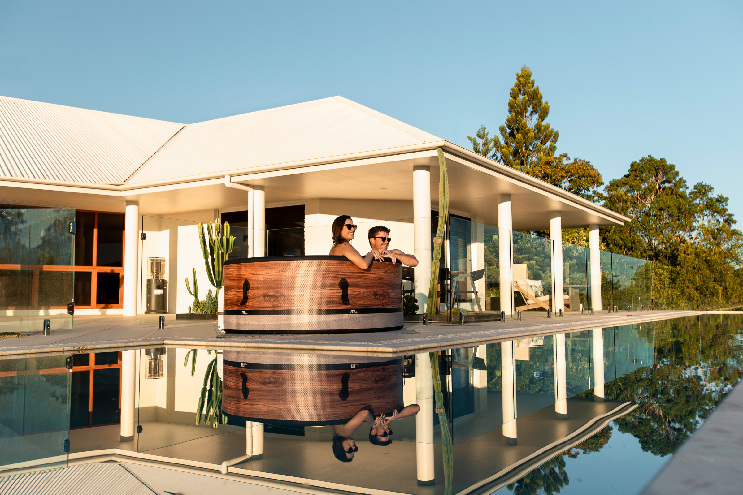 MSPA | DUET | Verto Series | Rigid Hot Tub & Spa | Upto 6 Person zoppinh