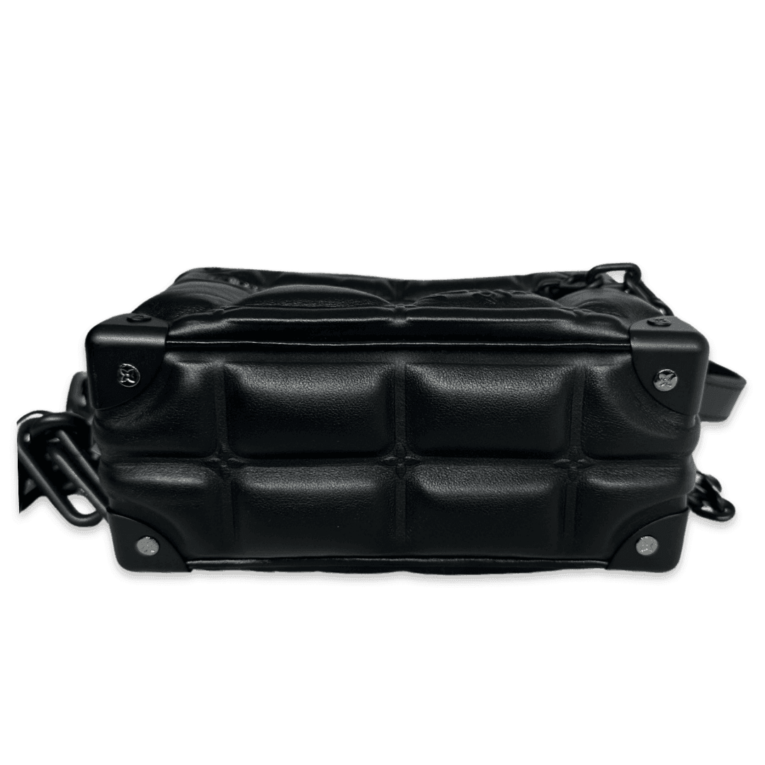 Louis Vuitton Black Leather Limited Edition Soft Trunk Shoulder Bag Banlieue91